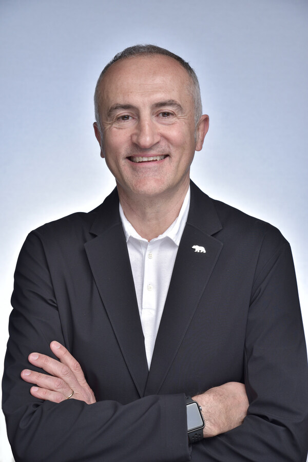 Silvio Napoli自即日起正式出任Lucid首席执行官(CEO),此前于2026年4月14日被任命为候任CEO。 Silvio Napoli自即日起正式出任Lucid首席执行官(CEO),此前于2026年4月14日被任命为候任CEO。