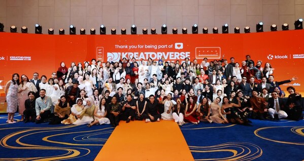 图片1: 来自亚洲十余个国家及地区的103名Klook KOL在上海参加创作者大会，借助优质社媒内容推广中国入境游
