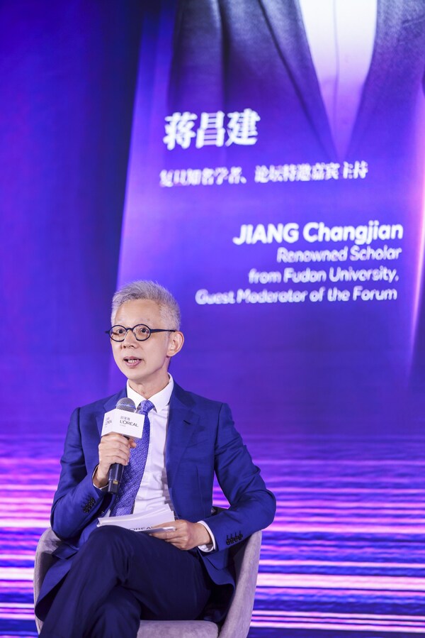 复旦大学国际关系与公共事务学院副教授蒋昌建