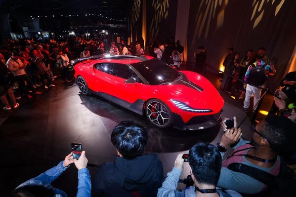 火箭车挑战0.9秒破百，追觅