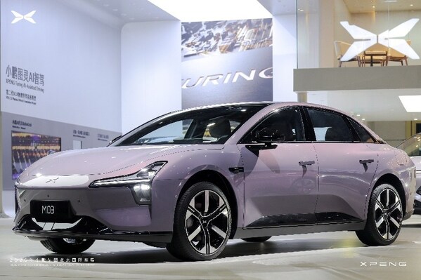 小鹏汽车与立邦精准洞察不同人群审美需求，联合研发丹霞红与罗兰紫定制车色