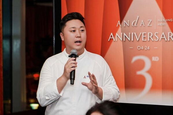 （酒店行政总厨介绍菜品）