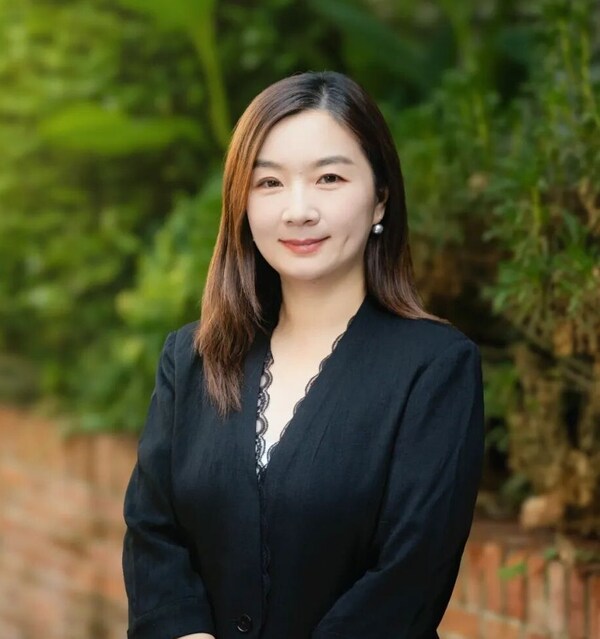 马静(Frances Ma),企业传播副总裁 马静(Frances Ma),企业传播副总裁
