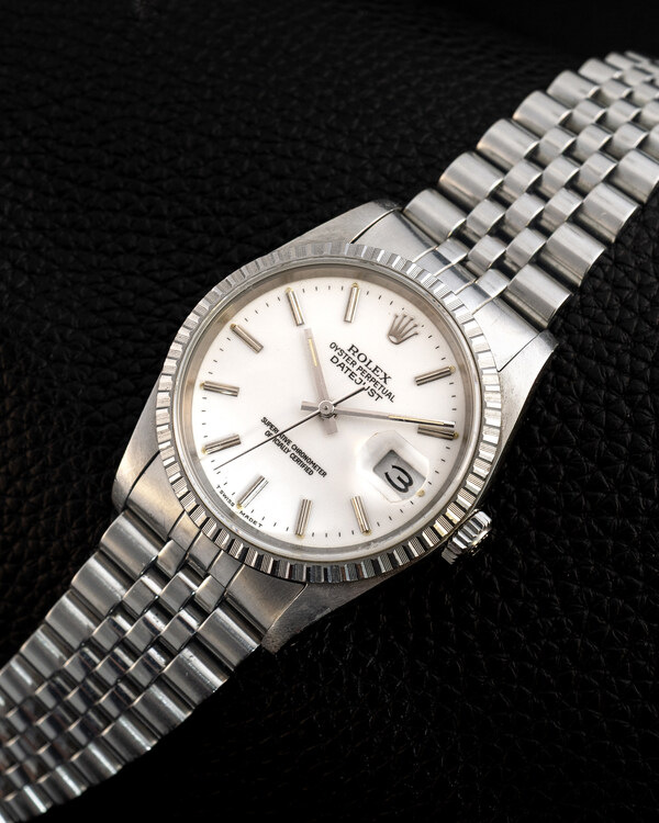 第33号拍品——搭载George Daniels同轴擒纵机构的劳力士Datejust - 劳力士Datejust Ref. 16220，搭载George Daniels同轴擒纵机构，约1988年制