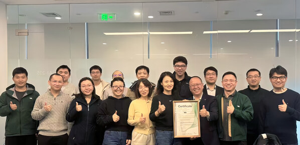 理想汽车功能安全研发团队合影