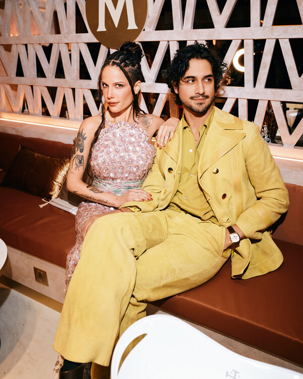 Halsey和丈夫Avan参加House of Magnum ® VIP派对,由Taste Architect Law Roach和House of Magnum ® Muse、Heidi Klum邀请,使其成为戛纳最受关注的派对之一 Halsey和丈夫Avan参加House of Magnum ® VIP派对,由Taste Architect Law Roach和House of Magnum ® Muse、Heidi Klum邀请,使其成为戛纳最受关注的派对之一