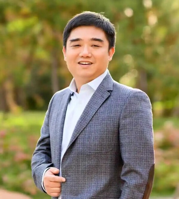 徐马陵(Martin Xu),科技传播副总裁 徐马陵(Martin Xu),科技传播副总裁