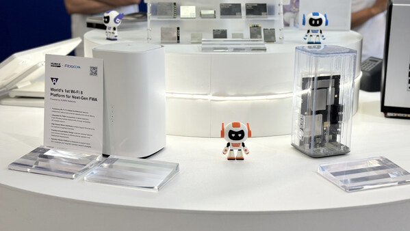 广和通在COMPUTEX 2026展会上展示其5G FWA与AIoT创新产品,包括全球首款Wi-Fi 8平台、智能陪伴机器人及通信模组等,突出端侧AI与智能连接技术的应用前景 广和通在COMPUTEX 2026展会上展示其5G FWA与AIoT创新产品,包括全球首款Wi-Fi 8平台、智能陪伴机器人及通信模组等,突出端侧AI与智能连接技术的应用前景