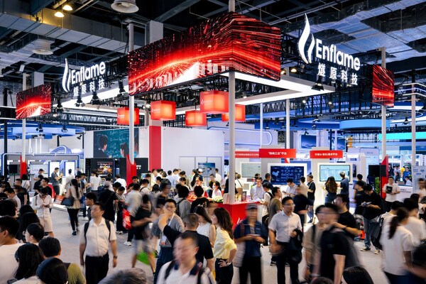 七年WAIC同行,燧原科技持续展示国产AI算力规模化落地成果,共筑Token经济时代算力底座