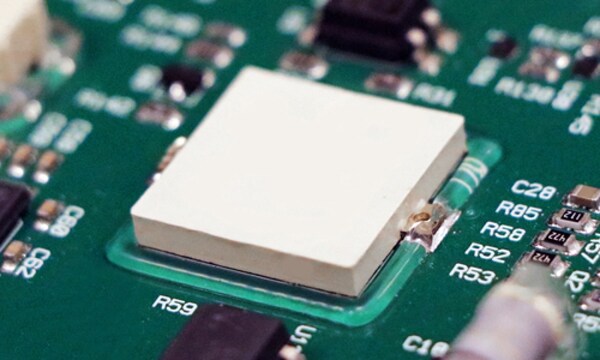 Dymax 9310光固化胶粘剂—专用于印刷电路板元器件加固 Dymax 9310光固化胶粘剂—专用于印刷电路板元器件加固