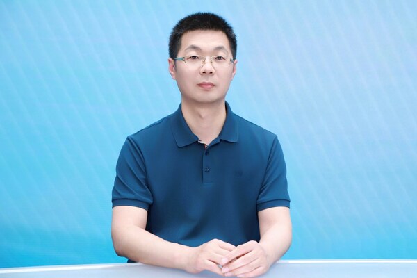 图为:首都医科大学附属首都儿童医学中心皮肤二科主任 张高磊教授 图为:首都医科大学附属首都儿童医学中心皮肤二科主任 张高磊教授